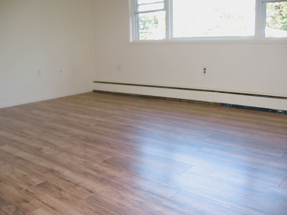 1st image of 1225 S Lumber St