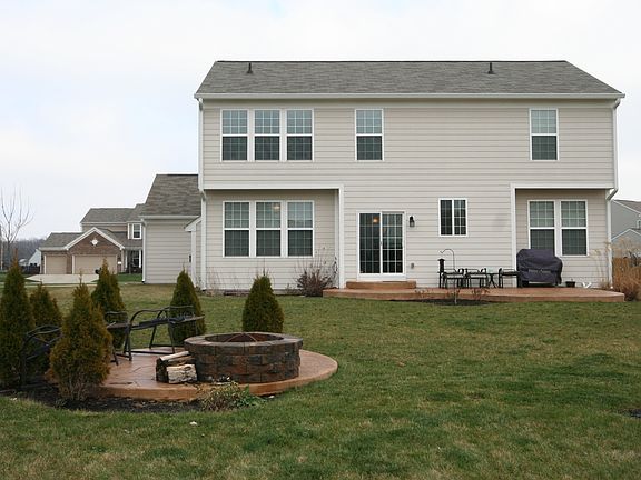 3rd image of 664 Pigeon Dr