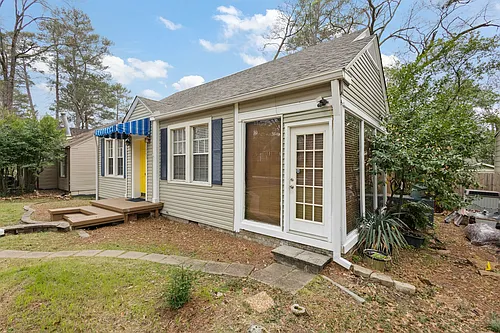 1733 Myrtle St Photo 1