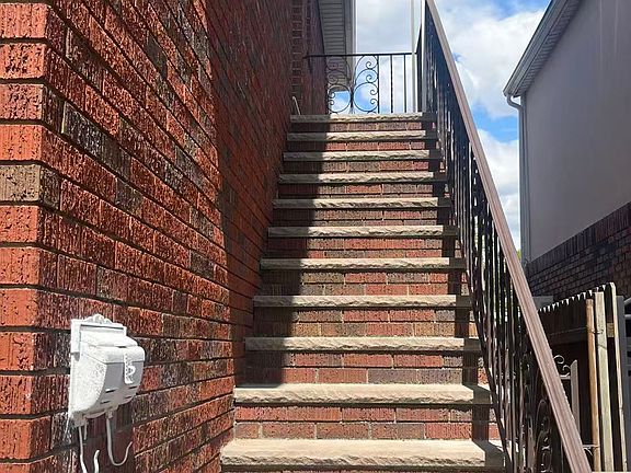 2nd image of 2323 Royce St Floor 2