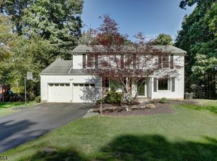 34 Camelot Dr, Budd Lake, NJ 07828