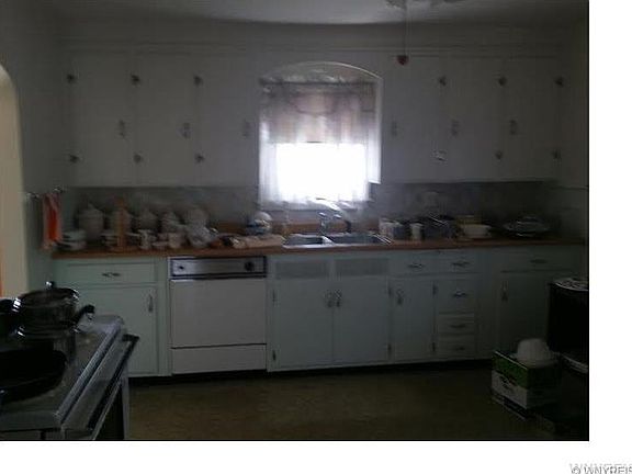 4th image of 8425 Homestead Ave