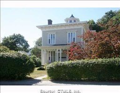 77 High St, Groton, CT, 06340