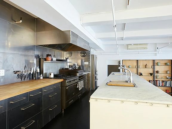 2nd image of 116 W 29th St APT 3