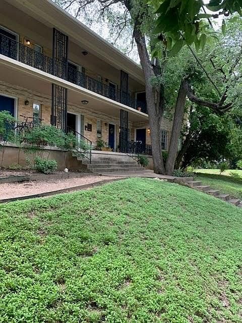 1st image of 3309 Grooms St APT 204-2