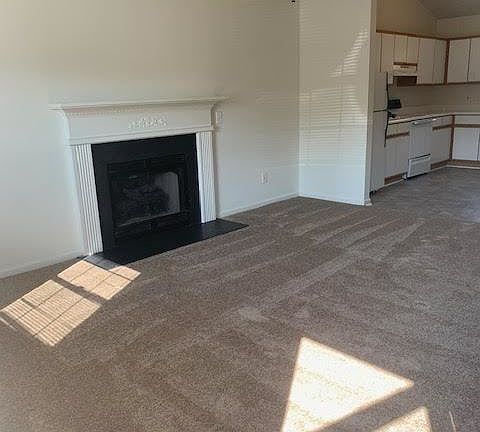2nd image of 1405 Angels End #A