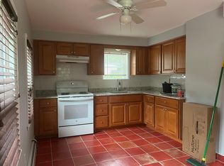 23 Mountain Ave, Westerly, RI 02891