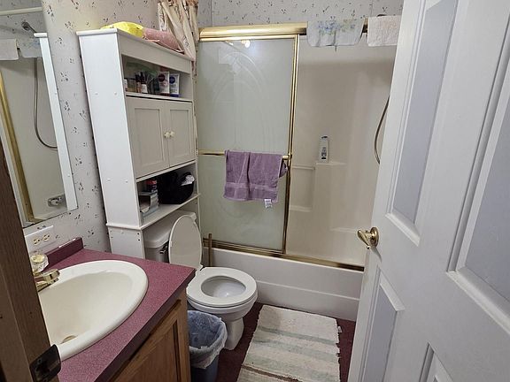 3rd image of 4711 Noble Rd