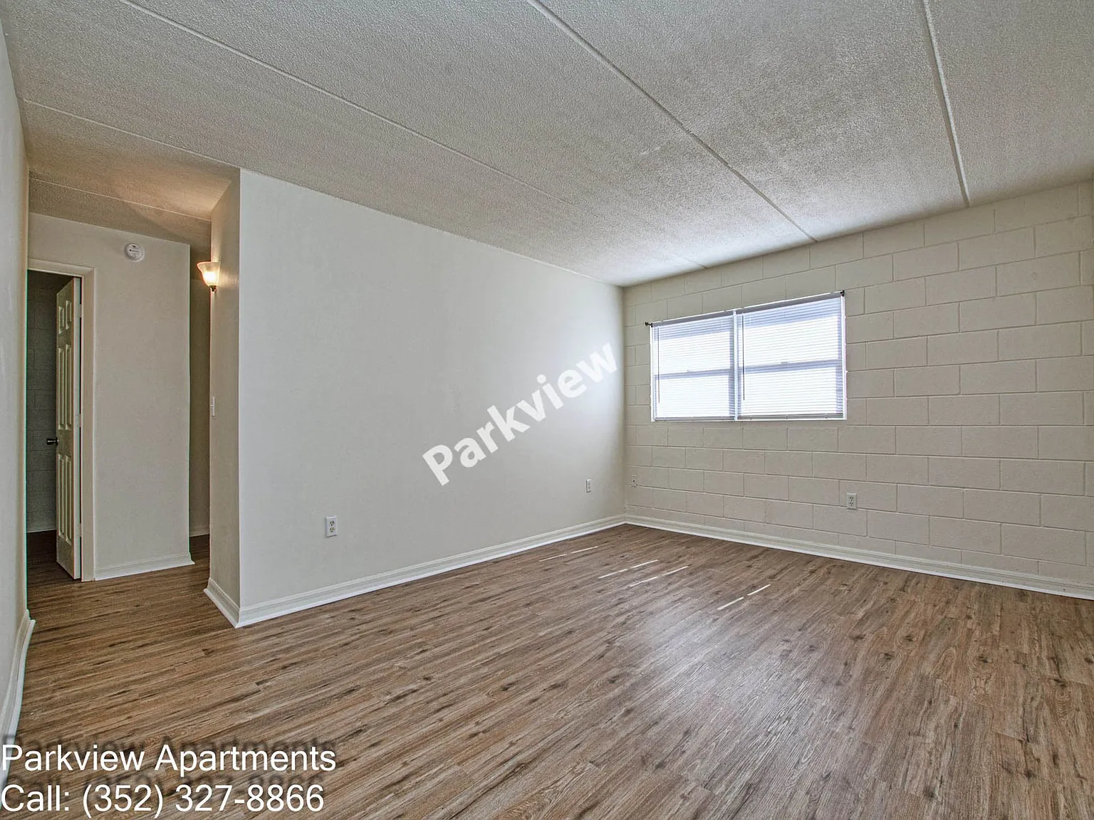 Parkview Apartments — Photo 3