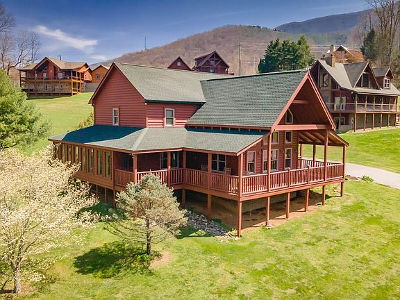 5th image of 3385 Clear Valley Dr