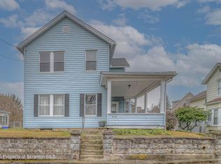412 Brook St, Moosic, PA 18507