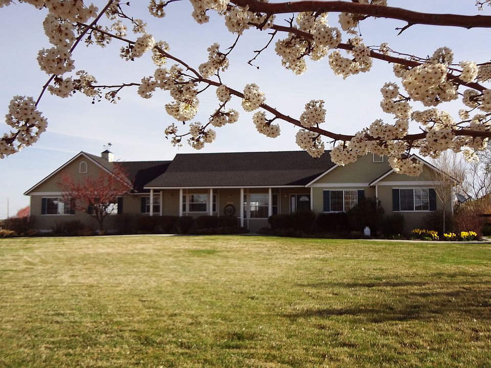 Large Corner Lot