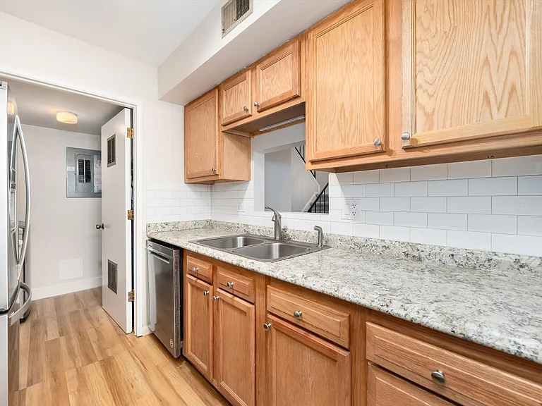 2557 S Dover St #30 — Photo 20