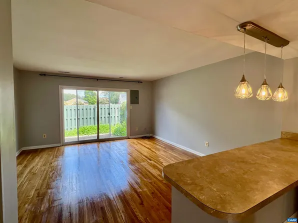 210 Saponi Ln Unit 11, Charlottesville, VA 22901