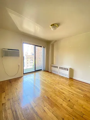 Rented by Douglas Elliman | media 28