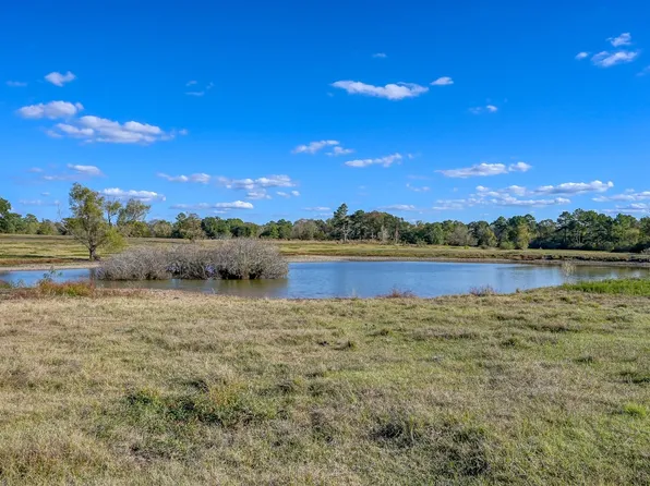 75 Spring Branch Rd, Montgomery, TX 77316