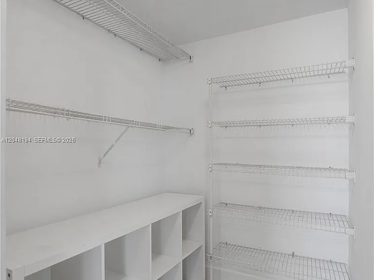 19707 Turnberry Way #16C — Photo 32