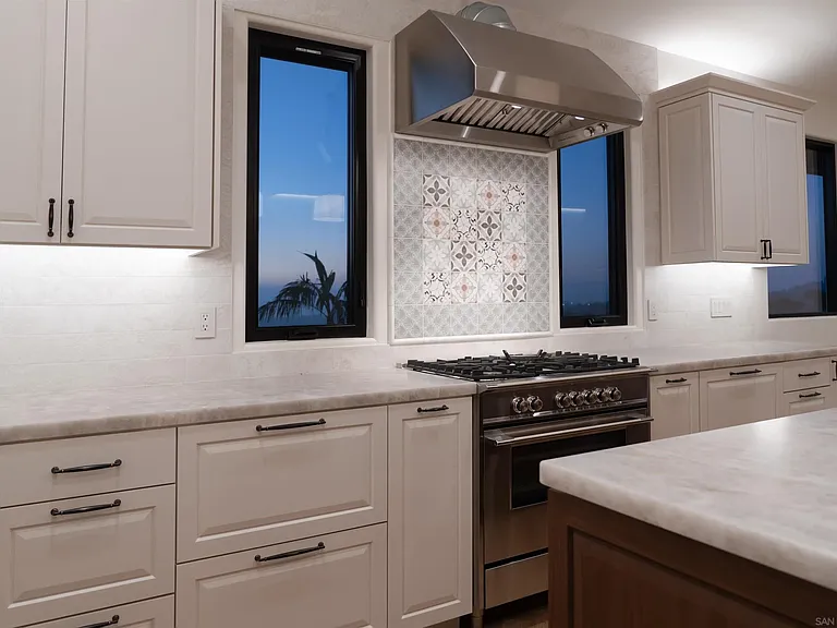 606 Camino De Orchidia — Photo 10