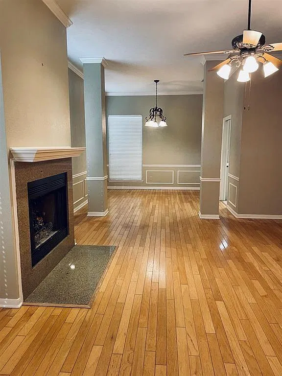 3 bed, 2.0 bath, 1682 sqft, $2,200 — Photo 3