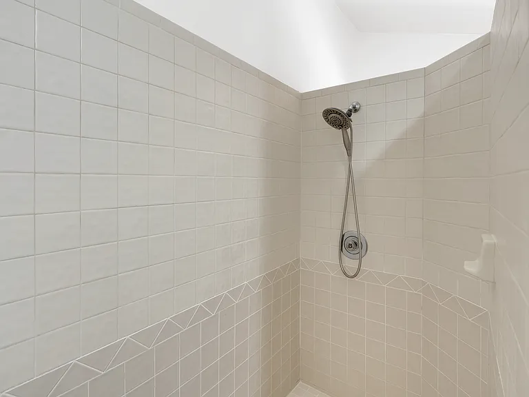 4051 Shell Rd — Photo 27