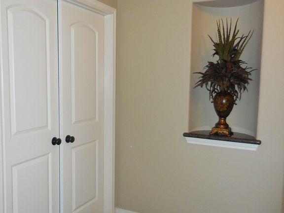 5th image of 104 San Polo Ct