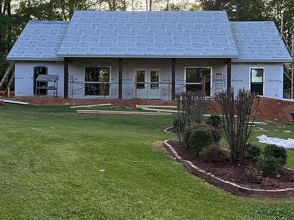 8047 Pinewood Dr, Meridian, MS 39305