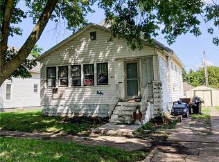 1004 Champaign Ave, Mattoon, IL 61938