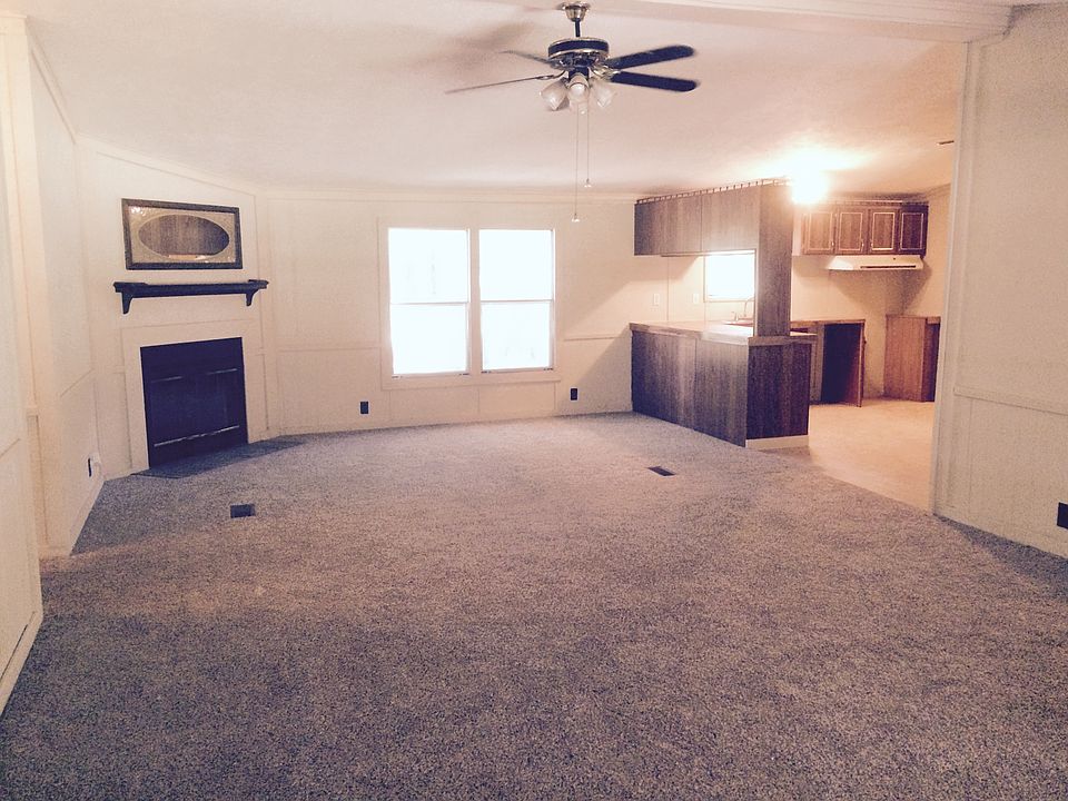 2nd image of 8869 Sarah St