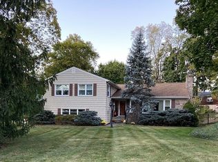 7 Catalpa Rd, Morristown, NJ 07960