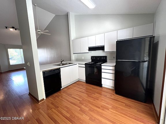 2nd image of 3552 Forest Branch Dr APT B