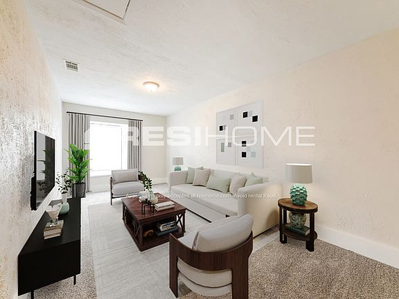 4th image of 1426 Eastern Heights Dr