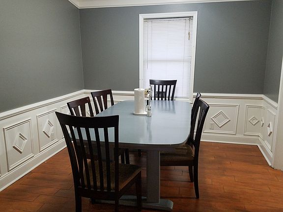 Paneling in Dining Rm