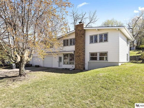 8203 Meredith Ave, Omaha, NE 68134