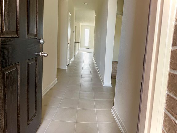 5th image of 4919 Lake Meadow Ct