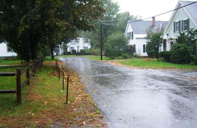 2nd image of 21 Woodburn St