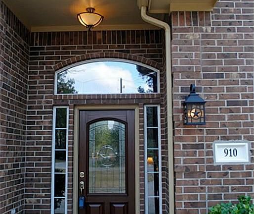 Beautiful upgraded front door to create a grand entry.