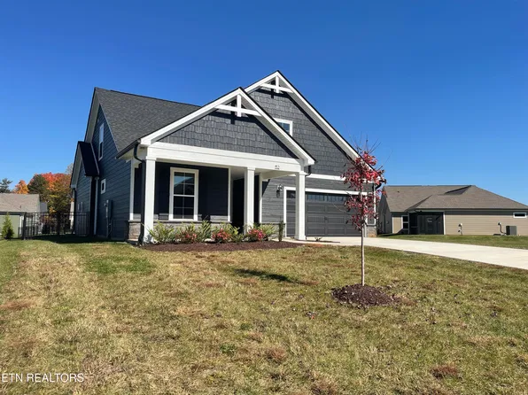 152 Honeysuckle Dr, Lenoir City, TN 37771