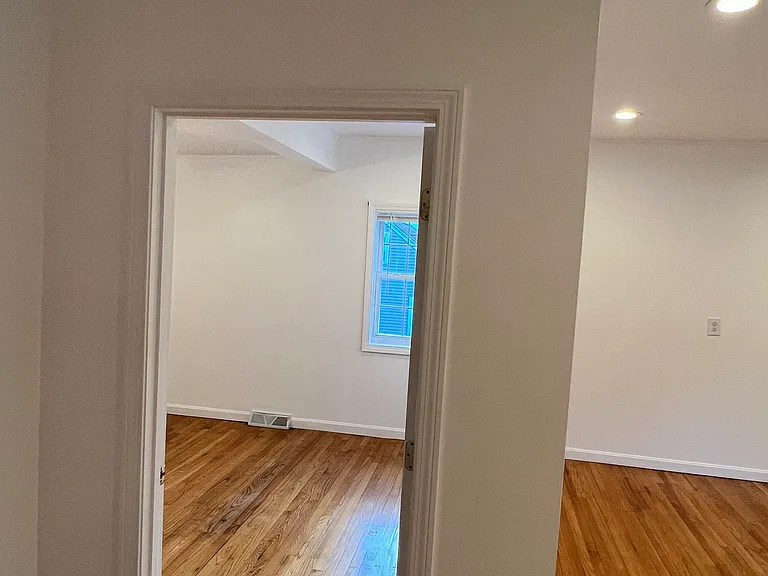 2800 Hartford Ave #4 — Photo 19
