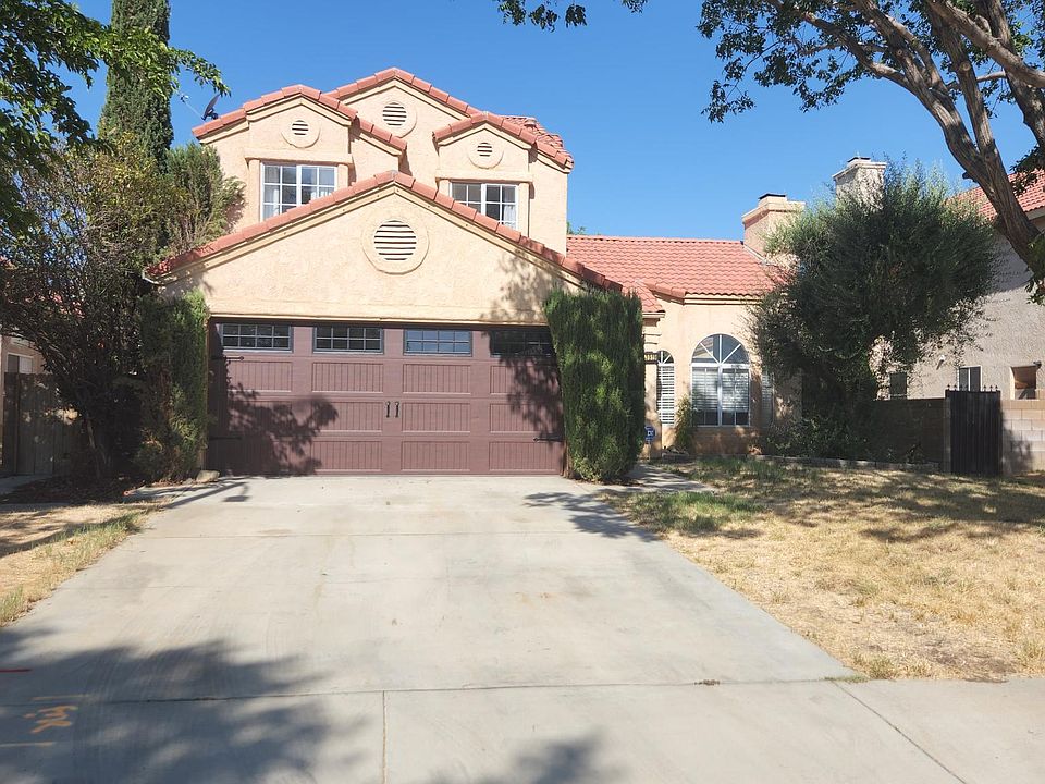 1st image of 43919 Broadwater Ave