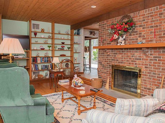 5th image of 58 Barnes Hill Road