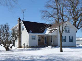 3435 Pleasant Hill Rd, Richfield, WI 53076