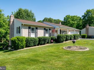 136 Lexington Rd, York, PA 17402