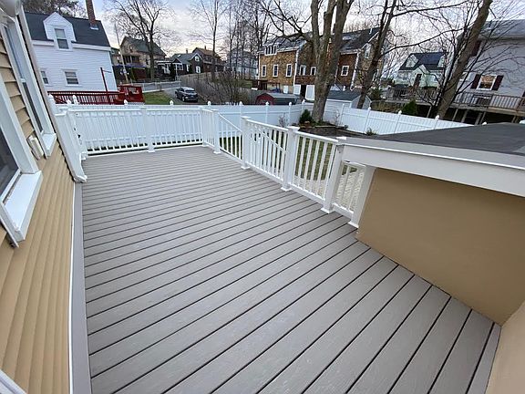 4th image of 26 Shillaber St #2