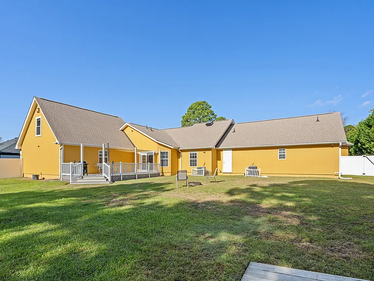 2409 Hunters Trl — Photo 36