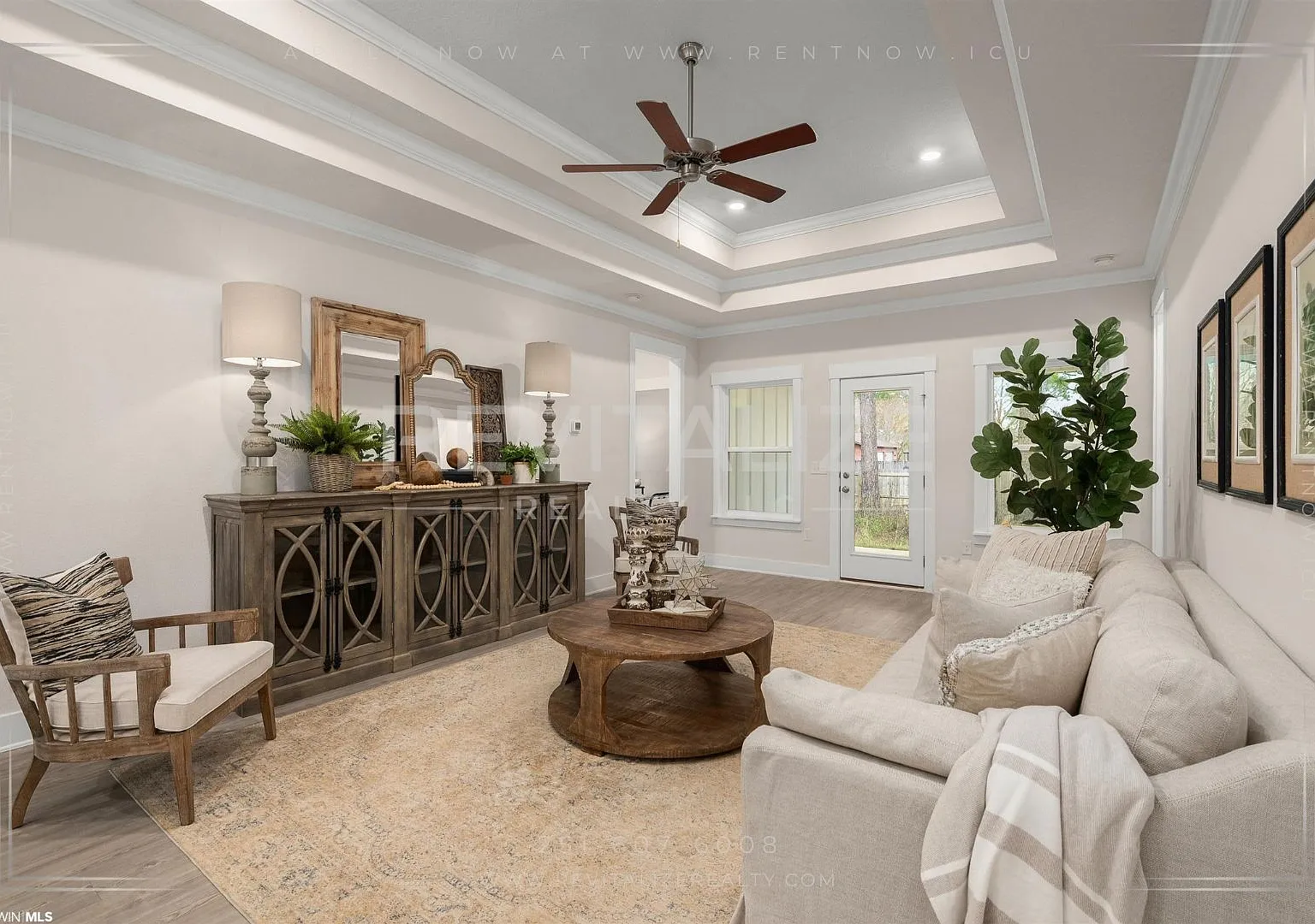Beautiful Foley Home with Study, Gourmet Kitchen & Spacious Backyard — Photo 4