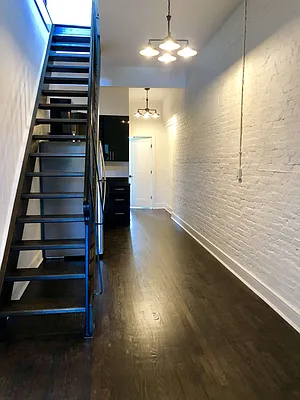 Rented by Sassouni Management | media 18