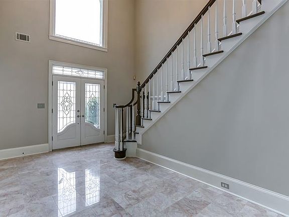 5th image of 1870 River Falls Dr