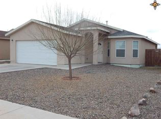 1704 S Slate St, Deming, NM 88030