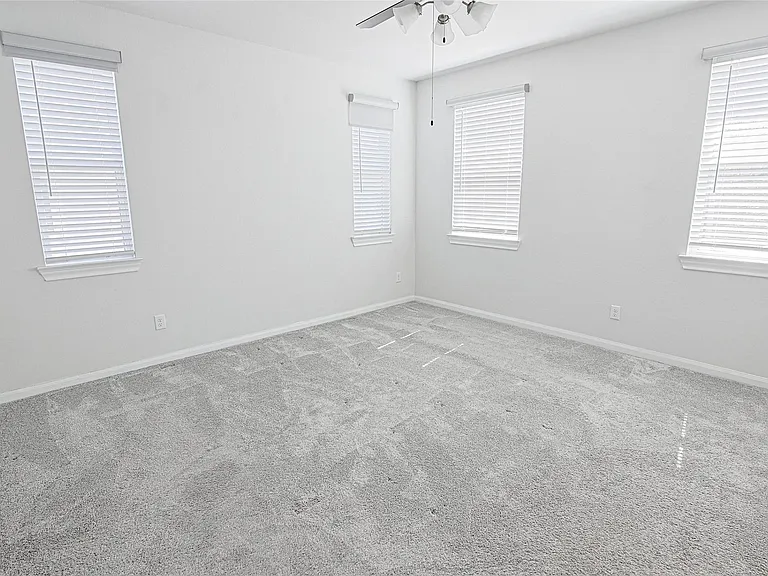 10005 Brickhouse Dr — Photo 11