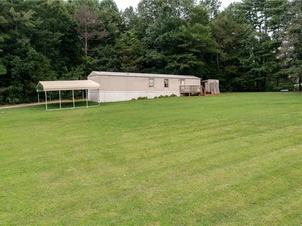 4745 Penrose Rd, Pfafftown, NC 27040